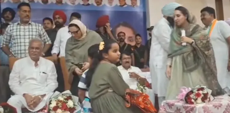 Punjab Congress News: ‘ਹਰ ਬੂਥ ਕਾਂਗਰਸ ਮਜ਼ਬੂਤ’ ਪ੍ਰੋਗਰਾਮ ਦੀ ਸ਼ੁਰੂਆਤ ’ਚ ਹੀ ਛਿੜਿਆ ਵਿਵਾਦ