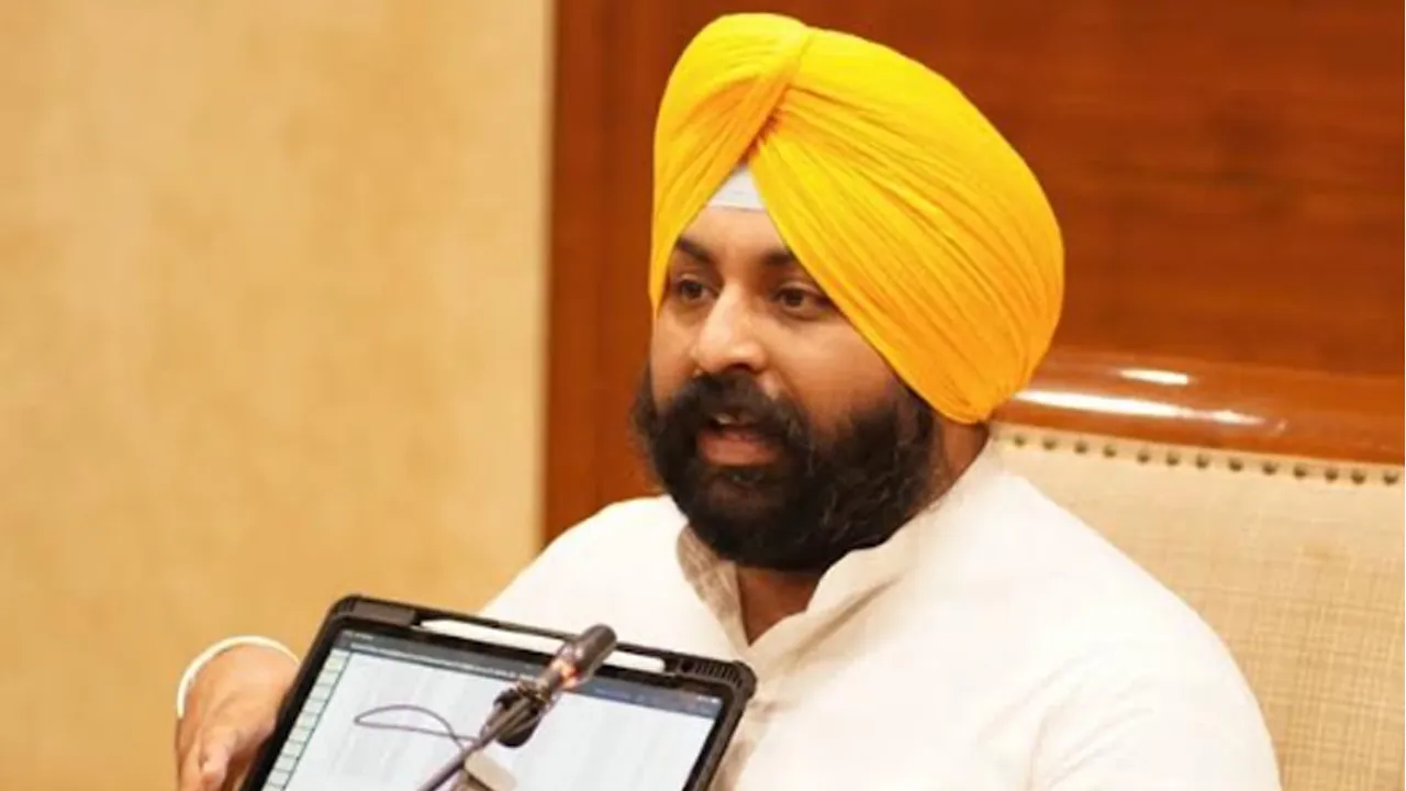 Punjab Education: ਪਿਛਲੀਆਂ ਸਰਕਾਰਾਂ ਜੋ ਦਹਾਕਿਆਂ ‘ਚ ਨਾ ਕਰ ਸਕੀਆਂ, ਉਹ ਭਗਵੰਤ ਮਾਨ ਸਰਕਾਰ ਨੇ ਸਿਰਫ਼ ਸਾਢੇ ਚਾਰ ਸਾਲਾਂ ਵਿੱਚ ਕਰ ਵਿਖਾਇਆ: ਹਰਜੋਤ ਸਿੰਘ ਬੈਂਸ