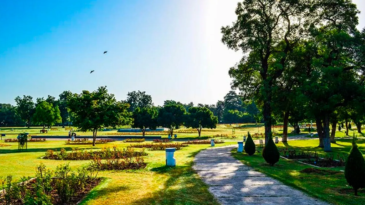 Punjab Weather: ਪੰਜਾਬ ਤੇ ਚੰਡੀਗੜ੍ਹ ’ਚ ਮਾਨਸੂਨ ਕਮਜ਼ੋਰ, 9 ਜ਼ਿਲ੍ਹਿਆਂ ’ਚ ਅੱਜ ਹਲਕੀ ਤੋਂ ਦਰਮਿਆਨੀ ਬਾਰਿਸ਼ ਦੀ ਸੰਭਾਵਨਾ