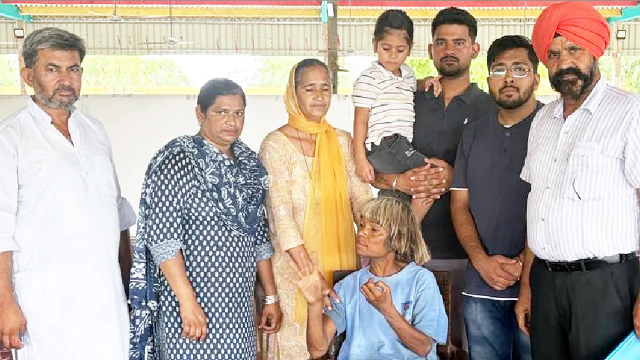 Welfare Work: ਡੇਰਾ ਸ਼ਰਧਾਲੂਆਂ ਨੇ ਮੰਦਬੁੱਧੀ ਔਰਤ ਦੀ ਸਾਂਭ-ਸੰਭਾਲ ਕੀਤੀ 