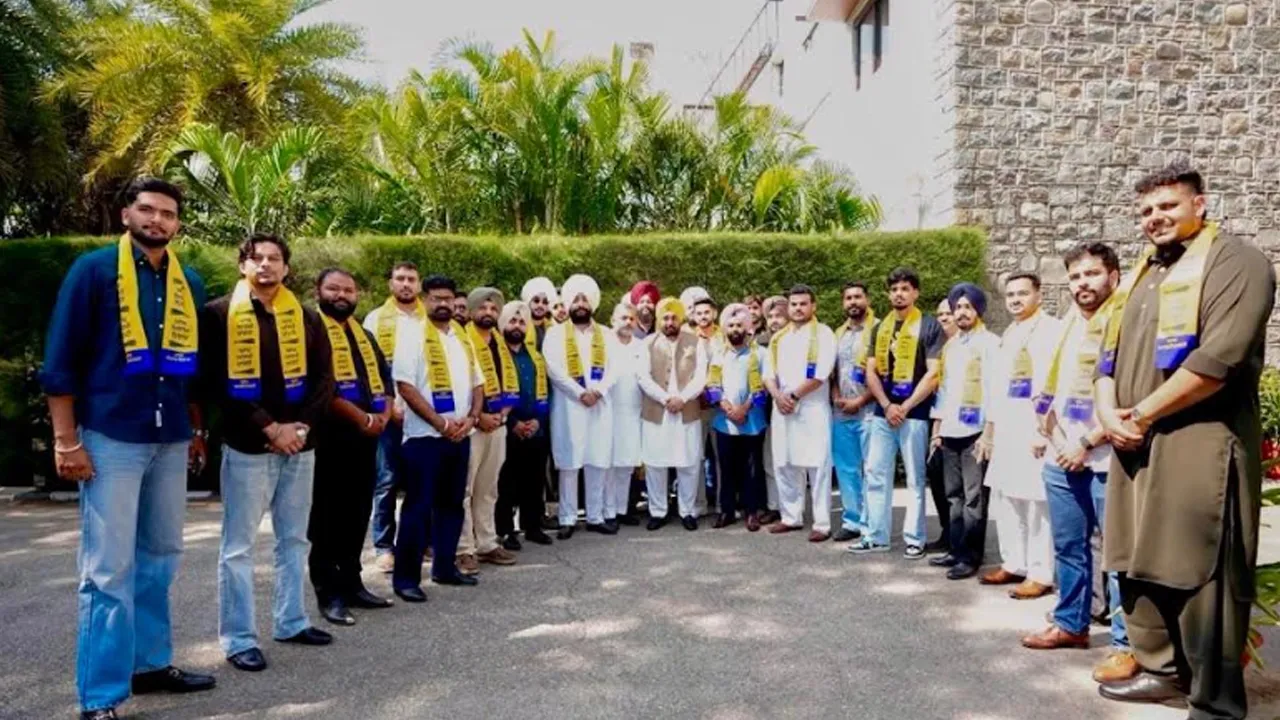 AAP Punjab: ਟਕਸਾਲੀ ਅਕਾਲੀ ਆਗੂ ਰਣਤੇਜ ਸਿੰਘ ਪੋਵਾਰ 'ਆਪ' ਵਿੱਚ ਸ਼ਾਮਲ