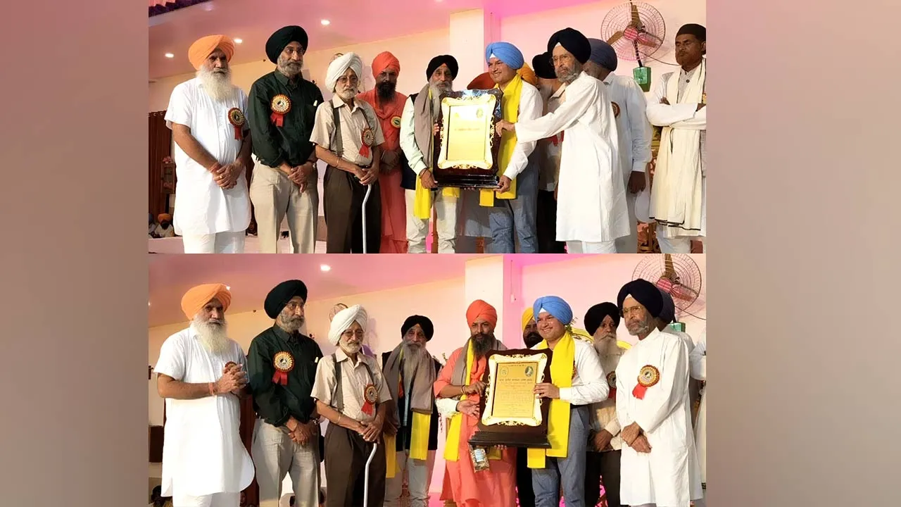 Baba Farid Festiva: ਬਾਬਾ ਫ਼ਰੀਦ ਪੁਰਬ ’ਤੇ ਐਵਾਰਡਾਂ ਨਾਲ ਸਨਮਾਨ