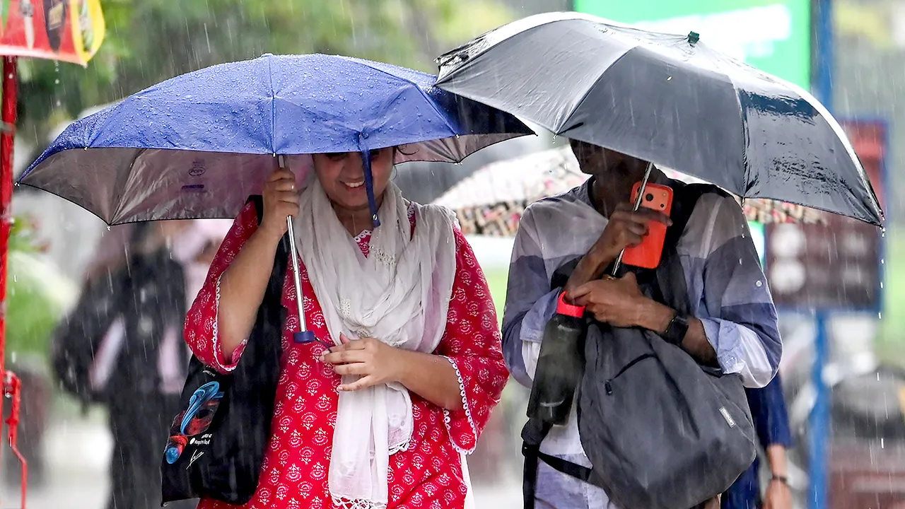 Delhi NCR Weather: ਦਿੱਲੀ ਐਨਸੀਆਰ ’ਚ ਮੀਂਹ ਦਾ ਦੌਰ ਜਾਰੀ, ਗ੍ਰੀਨ ਜੋਨ ’ਚ ਪਹੁੰਚਿਆ AQI