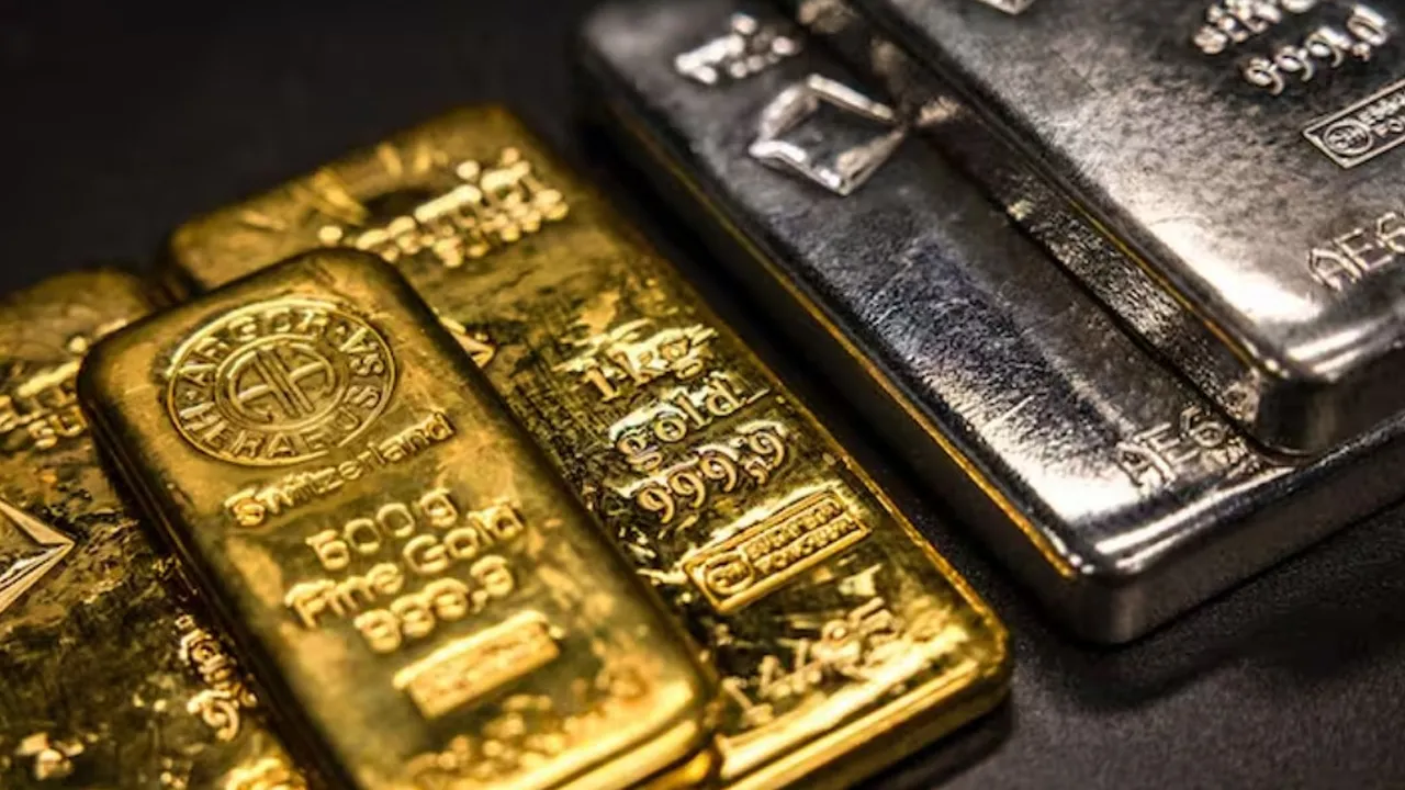 Gold Price Today: ਸਰਾਫਾ ਬਾਜ਼ਾਰ ’ਚ ਸੋਨੇ ਦੀ ਘਟੀ ਚਮਕ, ਚਾਂਦੀ ਦੀ ਕੀਮਤ ’ਚ ਕੋਈ ਬਦਲਾਅ ਨਹੀਂ