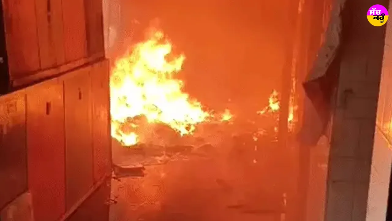 Jaipur Fire News: ਜੈਪੁਰ ’ਚ ਤਿੰਨ ਮੰਜ਼ਿਲਾ ਇਮਾਰਤ ’ਚ ਲੱਗੀ ਅੱਗ, 25 ਦੁਕਾਨਾਂ ਸੜੀਆਂ