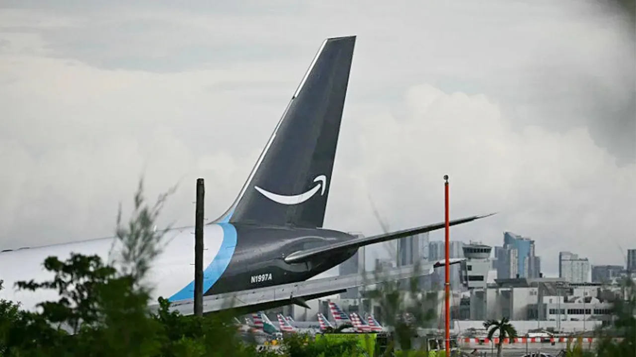 Miami Airport Crash: ਅਮਰੀਕਾ ਦੇ ਮਿਆਮੀ ਹਵਾਈ ਅੱਡੇ ’ਤੇ ਕਾਰਗੋ ਜਹਾਜ਼ ਹਾਦਸਾਗ੍ਰਸਤ, 5 ਮੌਤਾਂ