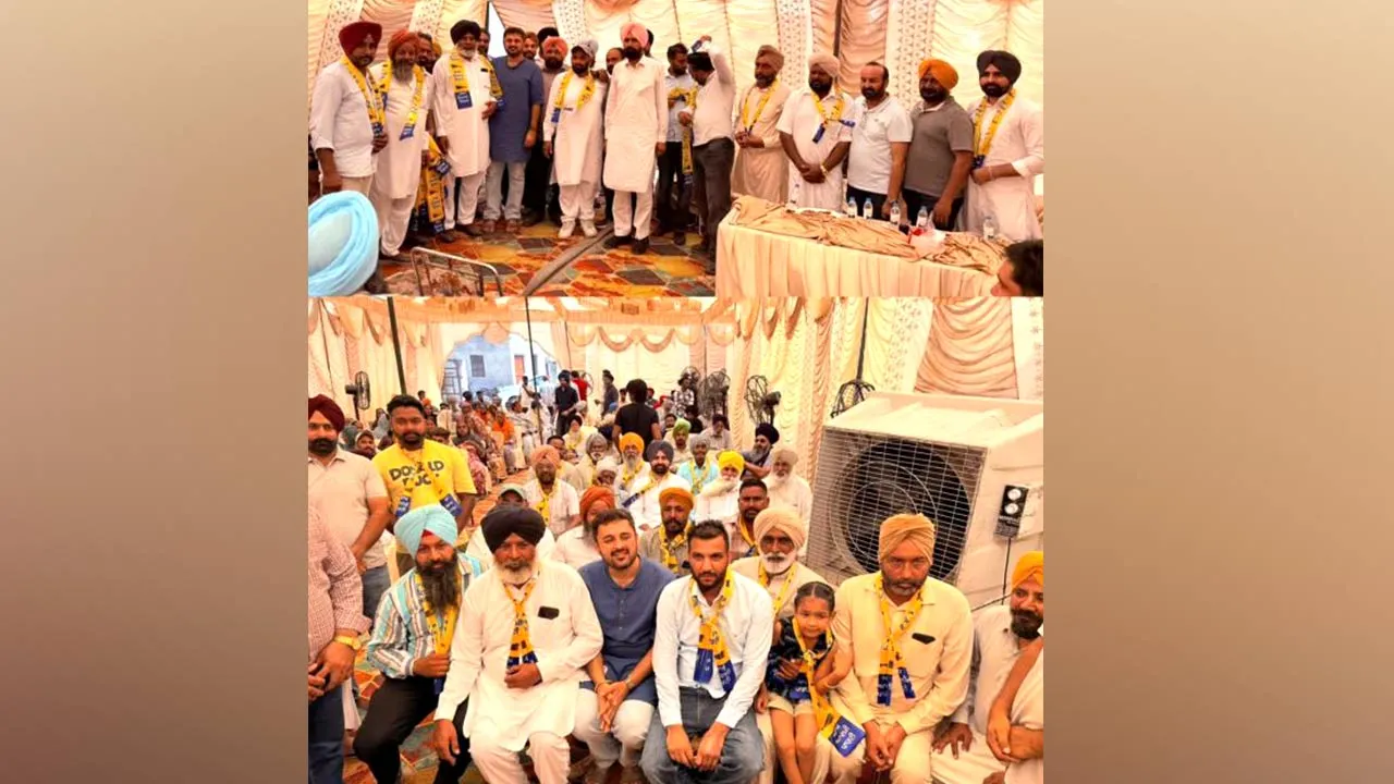 AAP Joining: ਵਿਧਾਇਕ ਗੈਰੀ ਬੜਿੰਗ ਦੀ ਅਗਵਾਈ ’ਚ ‘ਆਪ’ ਨੂੰ ਵੱਡਾ ਬਲ, ਪਿੰਡ ਬਡਾਲੀ ਤੋਂ 54 ਪਰਿਵਾਰ ‘ਆਪ’ ’ਚ ਸ਼ਾਮਲ 