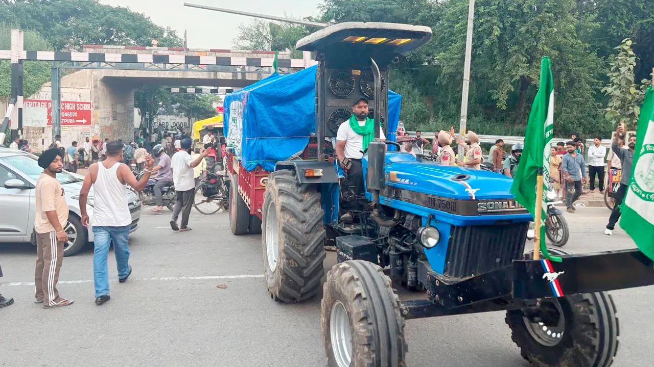 Mohali Farmers Protest: ਮੋਹਾਲੀ ’ਚ ਕਿਸਾਨਾਂ ਦਾ 7 ਦਿਨਾਂ ਦਾ ਪੱਕਾ ਮੋਰਚਾ ਸ਼ੁਰੂ, MSP ਸਮੇਤ ਕਈ ਮੰਗਾਂ ਸਬੰਧੀ ਪ੍ਰਦਰਸ਼ਨ
