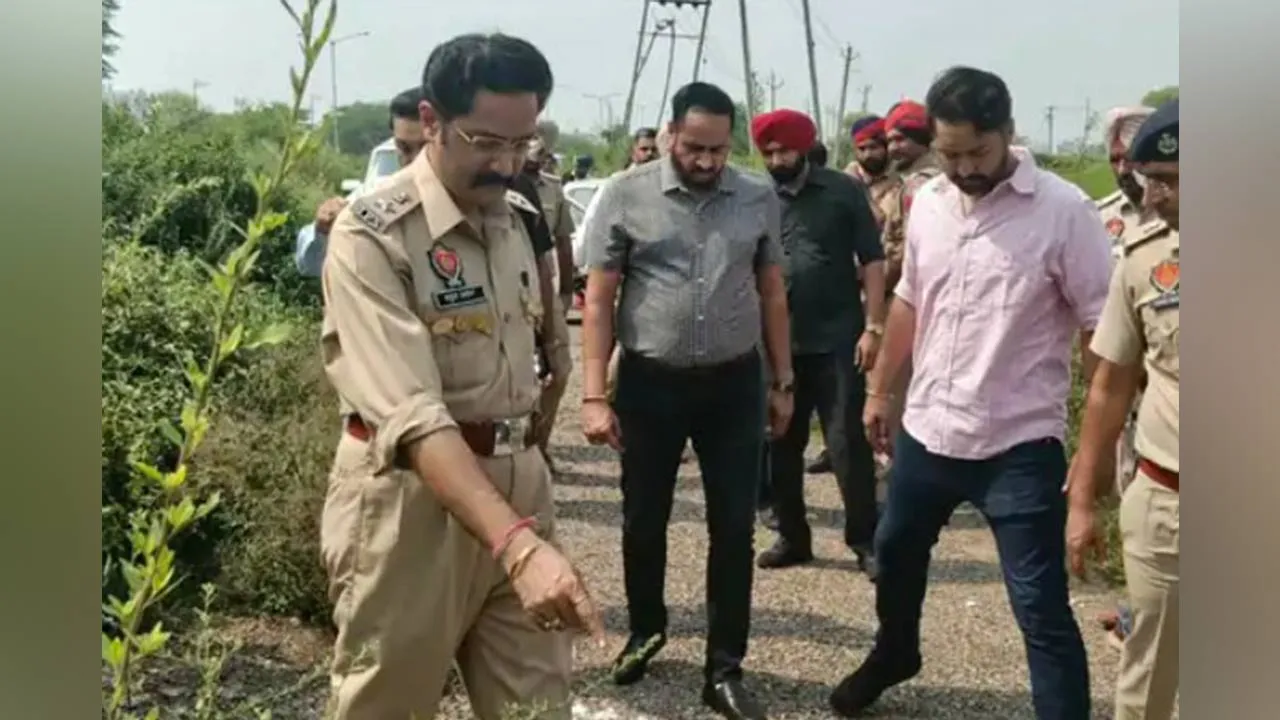 Mohali Saneta Encounter: ਮੋਹਾਲੀ ਦੇ ਸਨੇਟਾ ਵਿੱਚ ਪੁਲਿਸ ਤੇ ਬਦਮਾਸ਼ਾਂ ਵਿਚਾਲੇ ਮੁੱਠਭੇੜ, ਦੋਵਾਂ ਪਾਸਿਆਂ ਤੋਂ ਚੱਲੀਆਂ ਗੋਲੀਆਂ