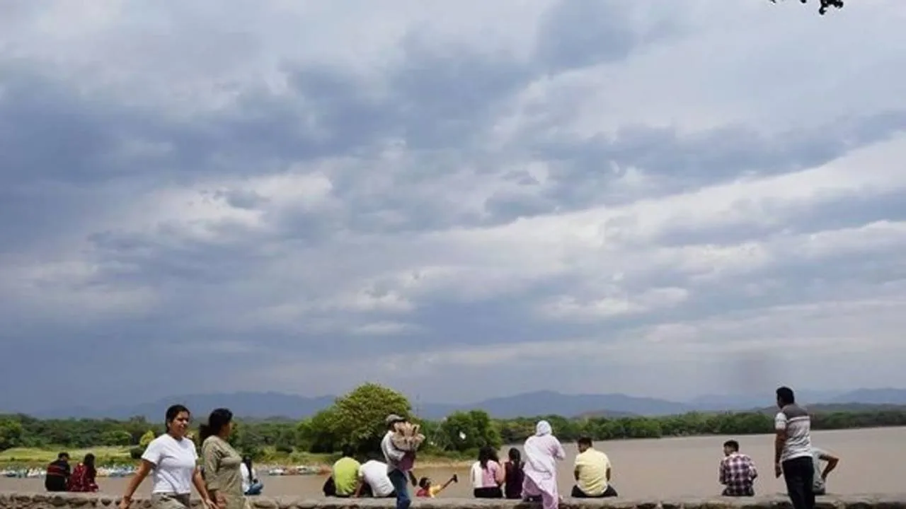 Punjab Weather Update: ਪੰਜਾਬ ਦੇ ਤਿੰਨ ਜ਼ਿਲ੍ਹਿਆਂ ’ਚ ਅੱਜ ਮੀਂਹ ਦੀ ਸੰਭਾਵਨਾ