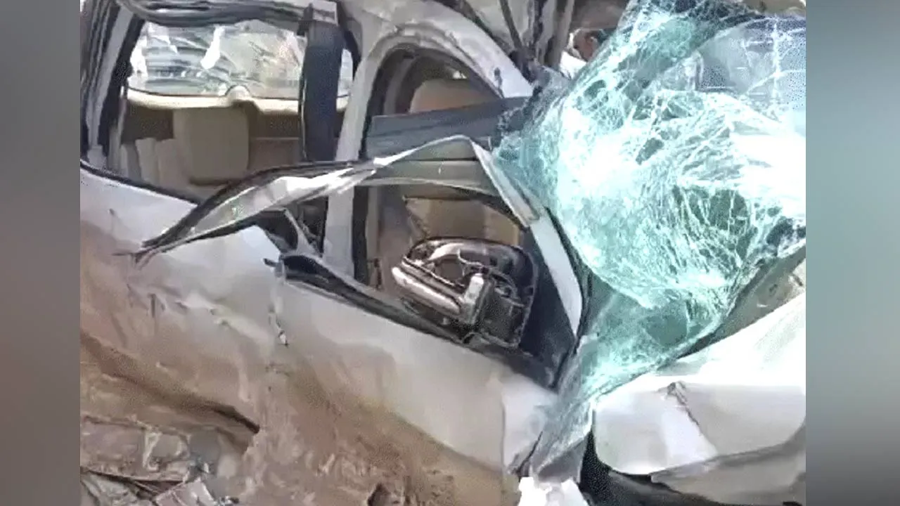 Sagar Accident News: ਸਾਗਰ ’ਚ ਬੱਸ ਅਤੇ ਕਾਰ ਵਿਚਕਾਰ ਟੱਕਰ, ਚਾਰ ਦੀ ਮੌਤ, ਇੱਕ ਜ਼ਖਮੀ