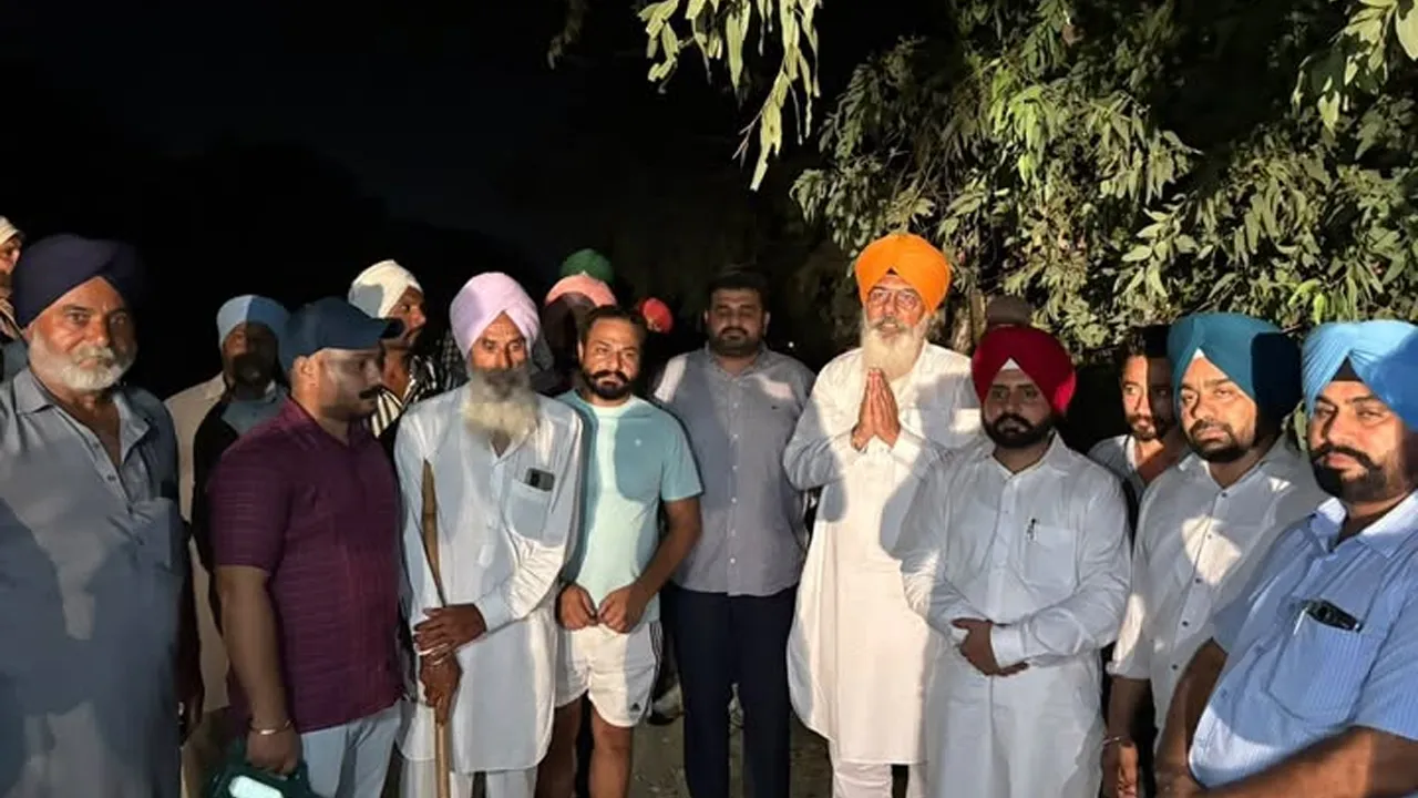 Sirhind Canal: ਸਰਹਿੰਦ ਨਹਿਰ ’ਚ ਪਾਣੀ ਦੀ ਲੀਕੇਜ, ਵਿਧਾਇਕ ਸੇਖੋਂ ਨੇ ਮੌਕੇ ’ਤੇ ਪਹੁੰਚ ਲਿਆ ਜਾਇਜ਼ਾ