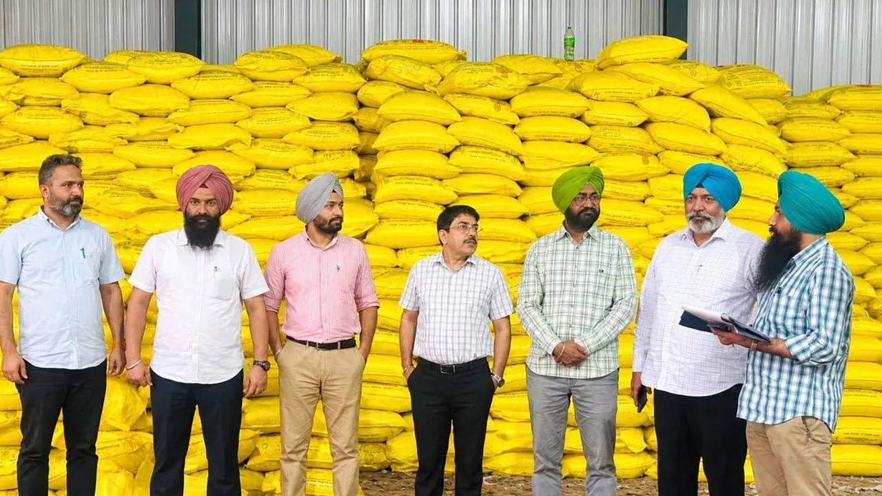Agriculture Department Raid: ਖੇਤੀਬਾੜੀ ਵਿਭਾਗ ਵੱਲੋਂ ਕੈਮੀਕਲ ਫੈਕਟਰੀ ਵਿੱਚ ਛਾਪੇਮਾਰੀ, ਖੇਤੀਬਾੜੀ ਗ੍ਰੇਡ ਯੂਰੀਆ ਖਾਦ ਦੇ 4,000 ਬੈਗ ਜ਼ਬਤ