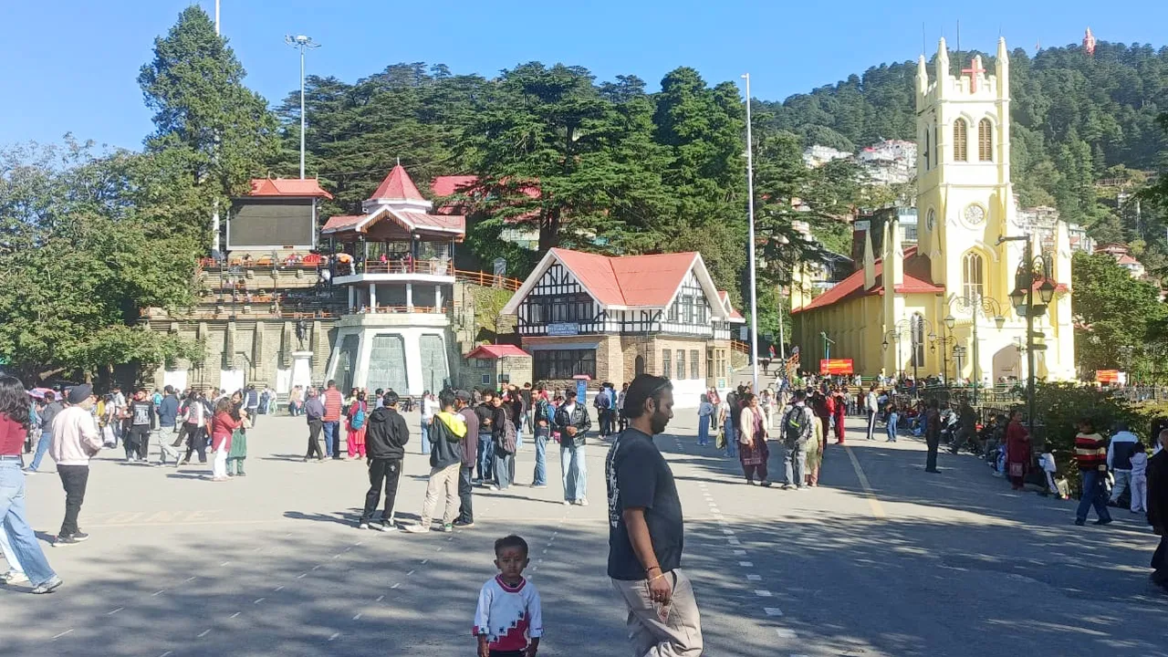 Himachal Pradesh Weather Update: ਹਿਮਾਚਲ ਦੇ 9 ਸ਼ਹਿਰਾਂ ’ਚ ਆਮ ਨਾਲੋਂ ਹੇਠਾਂ ਪਹੁੰਚਿਆ ਤਾਪਮਾਨ, ਇਸ ਦਿਨ ਬਦਲੇਗਾ ਮੌਸਮ