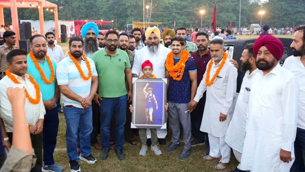 Jaskaran Singh Patiala Wrestler: ਵਰਲਡ ਚੈਂਪੀਅਨਸ਼ਿਪ ’ਚ ਕਾਂਸੀ ਦਾ ਤਗ਼ਮਾ ਜਿੱਤੋਣ ਵਾਲੇ ਪਹਿਲਵਾਨ ਜਸਕਰਨ ਸਿੰਘ ਦਾ ਪਟਿਆਲਾ ਪੁੱਜਣ ’ਤੇ ਭਰਵਾਂ ਸਵਾਗਤ