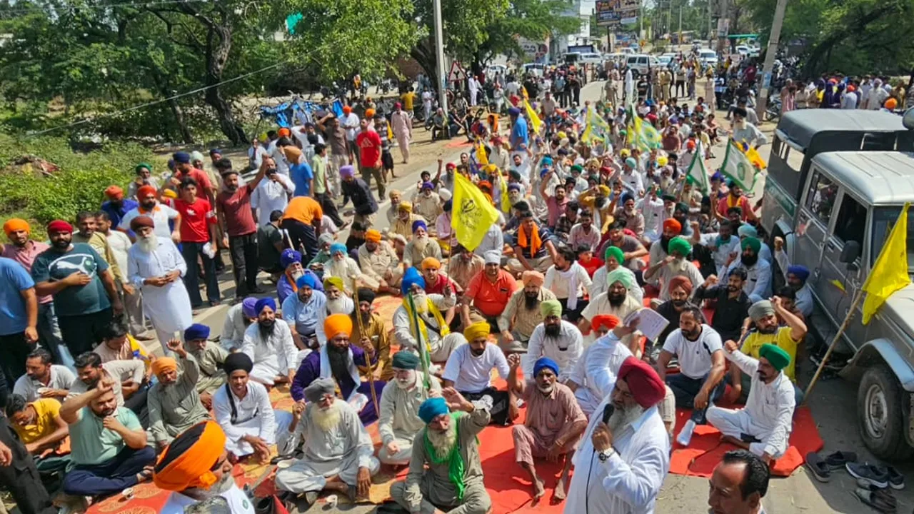 Punjab Bandh Today: ਪਰਵਿੰਦਰ ਝੋਟਾ ਨੂੰ ਇਨਸਾਫ਼ ਦਿਵਾਉਣ ਲਈ ਲਹਿਰਾਗਾਗਾ ਰਿਹਾ ਮੁਕੰਮਲ ਬੰਦ