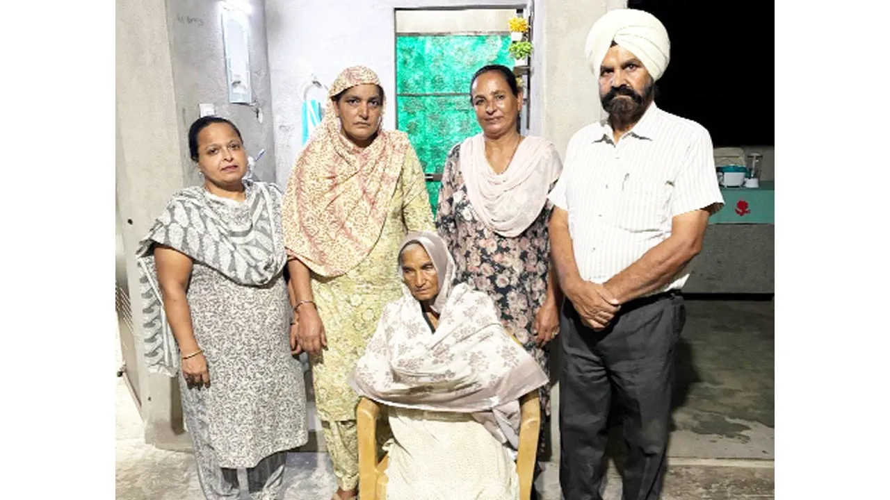 Woman Reunited With Family: ਮਾਨਸਿਕ ਤੌਰ ’ਤੇ ਪ੍ਰੇਸ਼ਾਨ ਔਰਤ ਨੂੰ ਪਰਿਵਾਰ ਨਾਲ ਮਿਲਾਇਆ