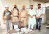Bathinda News: ਡੇਰਾ ਸ਼ਰਧਾਲੂ ਪੁਲਿਸ ਮੁਲਾਜ਼ਮਾਂ ਨੇ ਰਸਤੇ ’ਚੋਂ ਲੱਭੇ ਲੱਖਾਂ ਰੁਪਏ ਅਸਲ ਮਾਲਕ ਨੂੰ ਸੌਂਪੇ