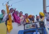 CM Bhagwant Mann Roadshow: ਮੁਹਾਲੀ 'ਚ ਸੀਐੱਮ ਮਾਨ ਅਤੇ ਅਰਵਿੰਦ ਕੇਜਰੀਵਾਲ ਨੇ ਕੱਢਿਆ ਰੋਡਸ਼ੋਅ