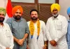 Mansa News: ਅਕਾਲੀ ਦਲ (ਬ) ਨੂੰ ਝਟਕਾ: ਜ਼ਿਲ੍ਹਾ ਯੂਥ ਪ੍ਰਧਾਨ ਹਨੀਸ਼ ਬੰਸਲ ਸਮਰਥਕਾਂ ਸਮੇਤ ਆਮ ਆਦਮੀ ਪਾਰਟੀ 'ਚ ਸ਼ਾਮਲ