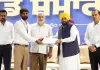 Punjab: ਮੁੱਖ ਮੰਤਰੀ ਮਾਨ ਨੇ ਵਣ ਵਿਭਾਗ ਦੇ 516 ਦਿਹਾੜੀਦਾਰ ਕਾਮਿਆਂ ਦੀਆਂ ਸੇਵਾਵਾਂ ਰੈਗੂਲਰ ਕੀਤੀਆਂ, ਰੈਗੂਲਰ ਹੋਏ ਕਰਮਚਾਰੀਆਂ ਨੂੰ ਸੌਂਪੇ ਨਿਯੁਕਤੀ ਪੱਤਰ