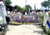 Farmers Protest: ਕਿਸਾਨਾਂ ਨੇ ਕੇਂਦਰ ਤੇ ਪੰਜਾਬ ਸਰਕਾਰ ਦਾ ਪੁਤਲਾ ਸਾੜਿਆ