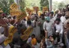 Punjab News: ਚੋਣਾਂ ਤੋਂ ਪਹਿਲਾਂ ਈਡੀ ਦੇ ਛਾਪਿਆਂ ਵਿਰੁੱਧ 'ਆਪ' ਆਗੂਆਂ ਤੇ ਵਰਕਰਾਂ ਦਾ ਪ੍ਰਦਰਸ਼ਨ, ਈਡੀ ਦੀ ਟੀਮ ਦਾ ਘੇਰਾਓ ਕਰ ਕੇ ਬੀਜੇਪੀ ਦੀ ਕੇਂਦਰ ਸਰਕਾਰ ਖ਼ਿਲਾਫ਼ ਕੀਤੀ ਨਾਅਰੇਬਾਜ਼ੀ