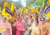 Punjab: ਅਕਾਲੀ ਦਲ ਦੇ ਦਫ਼ਤਰ 'ਚ ਬਜ਼ੁਰਗ ਦਲਿਤ ਔਰਤ ਨਾਲ ਕੁੱਟਮਾਰ ਖ਼ਿਲਾਫ਼ ਆਪ ਮਹਿਲਾ ਵਿੰਗ ਵੱਲੋਂ ਸਮਰਾਲਾ 'ਚ ਭਾਰੀ ਰੋਸ ਪ੍ਰਦਰਸ਼ਨ
