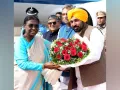 Droupadi Murmu Chandigarh: ਰਾਸ਼ਟਰਪਤੀ ਦ੍ਰੋਪਦੀ ਮੁਰਮੂ ਦਾ ਚੰਡੀਗੜ੍ਹ ਪਹੁੰਚਣ ‘ਤੇ ਮੁੱਖ ਮੰਤਰੀ ਭਗਵੰਤ ਮਾਨ ਨੇ ਕੀਤਾ ਸਵਾਗਤ