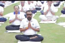 International Yoga Event: ਗਲੋਬਲ ਔਨਲਾਈਨ ਯੋਗ ਨੇ ਰਚਿਆ ਇਤਿਹਾਸ, 4 ਲੱਖ ਤੋਂ ਵੱਧ ਲੋਕਾਂ ਨੇ ਕੀਤਾ ਯੋਗਾ