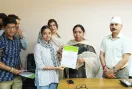 Dr Baljit Kaur: ਡਾ. ਬਲਜੀਤ ਕੌਰ ਨੇ ਅੰਬੇਡਕਰ ਇੰਸਟੀਚਿਊਟ ਦੇ ਵਿਦਿਆਰਥੀਆਂ ਨੂੰ ਵੰਡੇ ਸਰਟੀਫਿਕੇਟ