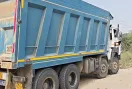 Road Accident: ਤੇਜ਼ ਰਫ਼ਤਾਰ ਟਿੱਪਰ ਦਾ ਕਹਿਰ, ਕਾਰ ਨੂੰ ਮਾਰੀ ਟੱਕਰ