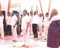 International Yoga Day: ਗੁਹਾਟੀ ’ਚ ਮੁੱਖ ਮੰਤਰੀ ਅਤੇ ਕੇਂਦਰੀ ਮੰਤਰੀ ਸੀਤਾਰਮਨ ਨੇ ਕੀਤਾ ਯੋਗ