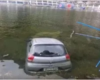 Nainital Accident: ਨੈਨੀਤਾਲ ’ਚ ਵੱਡਾ ਹਾਦਸਾ ਟਲਿਆ, ਸਰੀਤਾਤਾਲ ਝੀਲ ’ਚ ਡਿੱਗੀ ਸੈਲਾਨੀਆਂ ਦੀ ਕਾਰ