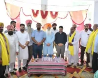 Punjab News: ਸਿਆਸੀ ਫੇਰਬਦਲ, ਇਸ ਪਿੰਡ ਦੀ ਸਮੂਹ ਪੰਚਾਇਤ ਕਾਂਗਰਸ ਛੱਡ ਕੇ ਆਪ 'ਚ ਹੋਈ ਸ਼ਾਮਲ