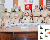 Weapons Smuggling: ਸਰਹੱਦ ਪਾਰੋਂ ਹਥਿਆਰ ਤਸਕਰੀ ਵਾਲੇ ਨੈੱਟਵਰਕ ਨਾਲ ਸਬੰਧਤ ਚਾਰ ਵਿਅਕਤੀ ਆਧੁਨਿਕ ਪਿਸਤੌਲਾਂ ਸਣੇ ਕਾਬੂ