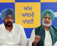 ਅੰਮ੍ਰਿਤਸਰ 'ਚ ਕਾਂਗਰਸੀ ਵਰਕਰਾਂ ਨੇ ਮੁੱਖ ਮੰਤਰੀ ਤੀਰਥ ਯਾਤਰਾ ਬੱਸ 'ਤੇ ਕੀਤਾ ਹਮਲਾ