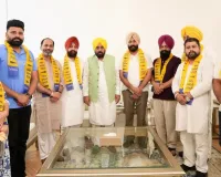 Mukerian News: ਮੁਕੇਰੀਆਂ 'ਚ ਕਾਂਗਰਸ ਨੂੰ ਝਟਕਾ, ਕਈ ਸੀਨੀਅਰ ਆਗੂ 'ਆਪ' ਵਿੱਚ ਹੋਏ ਸ਼ਾਮਲ