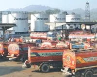 Petrol Diesel Price: ਨੇਪਾਲ ’ਚ ਪੈਟਰੋਲ 20 ਰੁਪਏ ਅਤੇ ਡੀਜ਼ਲ 30 ਰੁਪਏ ਪ੍ਰਤੀ ਲੀਟਰ ਹੋਇਆ ਸਸਤਾ