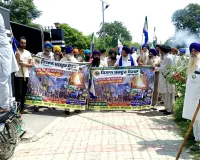 Farmers Protest: ਕਿਸਾਨਾਂ ਨੇ ਕੇਂਦਰ ਤੇ ਪੰਜਾਬ ਸਰਕਾਰ ਦਾ ਪੁਤਲਾ ਸਾੜਿਆ