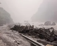 Nepal Flood News: ਨੇਪਾਲ ’ਚ ਹੜ੍ਹ ਕਾਰਨ ਤਬਾਹੀ, 105 ਭਾਰਤੀ ਸੈਲਾਨੀ ਲਾਪਤਾ