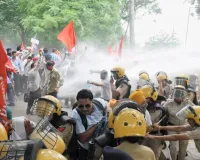 Punjab Employees Protest: ਪੰਜਾਬ ਦੇ ਮੁਲਾਜ਼ਮਾਂ ਤੇ ਪੈਨਸ਼ਨਰਾਂ ਦਾ ਚੰਡੀਗੜ੍ਹ ’ਚ ਪ੍ਰਦਰਸ਼ਨ, ਪੁਲਿਸ ਨੇ ਚਲਾਏ ਵਾਟਰ ਕੈਨਨ
