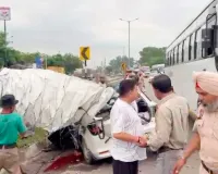 Road Accident: ਤੇਜ਼ ਰਫਤਾਰ ਕਾਰ ਖੜ੍ਹੇ ਕੈਂਟਰ ਨਾਲ ਟਕਰਾਈ, 3 ਨੌਜਵਾਨਾਂ ਦੀ ਮੌਕੇ ’ਤੇ ਮੌਤ