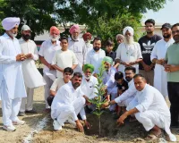 Welfare Work: ਮਹਾਂ ਸ਼ਹੀਦ ਗੁਰਜੀਤ ਸਿੰਘ ਇੰਸਾਂ ਤੇ ਸ਼ਹੀਦ ਹਰੀ ਸਿੰਘ ਇੰਸਾਂ ਦੇ ਪਰਿਵਾਰਾਂ ਨੇ ਵਾਤਾਵਰਨ ਦੀ ਸ਼ੁੱਧਤਾ ਲਈ ਲਾਏ ਬੂਟੇ