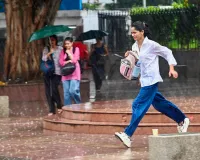 Delhi NCR Weather Update: ਦਿੱਲੀ NCR ’ਚ ਮੀਂਹ ਨਾਲ ਵਧੀ ਠੰਢ, ਹਵਾ ਪ੍ਰਦੂਸ਼ਣ ’ਚ ਸੁਧਾਰ