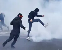 France Protests Today: ਫਰਾਂਸ ’ਚ ਅੱਜ ਫਿਰ ਪ੍ਰਦਰਸ਼ਨ, ਫੁੱਟਬਾਲ ਮੈਚ ਮੁਲਤਵੀ