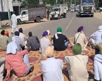ਸੜਕ ਦੀ ਮੁਰੰਮਤ ਦੀ ਮੰਗ ਨੂੰ ਲੈ ਕੇ ਪਿੰਡਾਂ ਦੇ ਲੋਕਾਂ ਵੱਲੋਂ ਘੱਗਾ ਨੇੜੇ ਪਾਤੜਾਂ-ਪਟਿਆਲਾ ਮੁੱਖ ਮਾਰਗ ਜਾਮ
