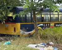 Road Accident: ਜਗਰਾਉਂ ਤੋਂ ਸਿੱਧਵਾਂ ਬੇਟ ਰੋਡ ’ਤੇ ਕਾਰ ਤੇ PRTC ਮਿੰਨੀ ਬੱਸ ਦੀ ਆਹਮੋ-ਸਾਹਮਣੇ ਟੱਕਰ, ਬੱਸ ਝੋਨੇ ਦੇ ਖੇਤਾਂ ’ਚ ਵੜੀ