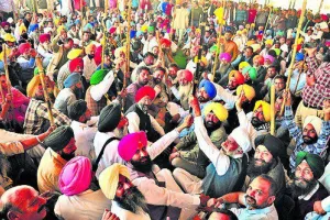 ਸਿਮਰਜੀਤ ਸਿੰਘ ਬੈਂਸ ਸਮੇਤ ਲੋਕ ਇਨਸਾਫ ਪਾਰਟੀ ਦੇ ਸੈਂਕੜੇ ਕਾਰਕੁੰਨ ਪਟਿਆਲਾ ‘ਚ ਰੋਕੇ