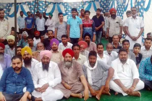 ਯੂਨੀਅਨਾਂ ਭੰਗ ਕਰਨ ਦੇ ਫੈਸਲੇ ਦਾ ਟਰੱਕ ਆਪ੍ਰੇਟਰਾਂ ਵੱਲੋਂ ਵਿਰੋਧ